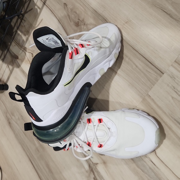 Women's Nike Sneakers - Picture 2 of 7